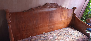 Диван красивый деревянный (4 фото из 4)