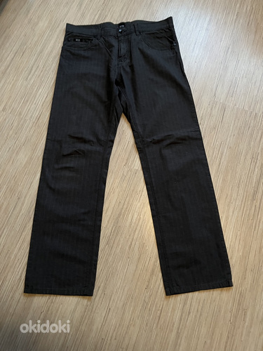 Мужские брюки Hugo Boss W34/32