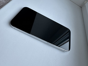 iPhone 14 Pro Max 128 GB Silver (6 foto / 10)