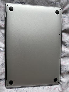 MacBook Pro 13” M1 (6 foto / 7)