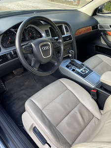 Audi A6, 2009 (2 фото из 7)
