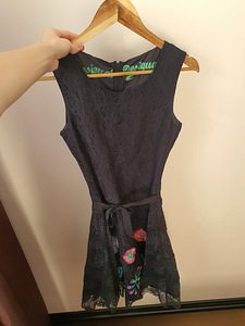 Продается платье (2 фото из 4)