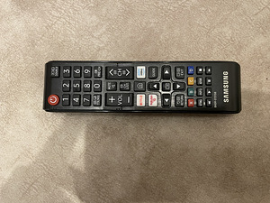 Crystal Ultra HD Samsung 7 series 43'' Smart TV 2020 (2 foto / 4)