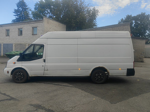 Ford Transit (1 фото из 5)