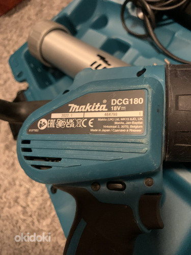 Аккумуляторный силиконовый пистолет Makita DCG180RAEX Как но (фото #5)