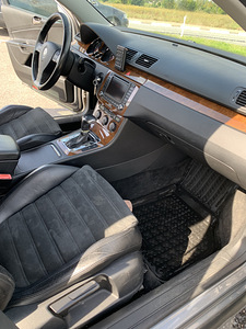 VW Passat. 2.0 D. 103kw. Автомат. 2005/12 (9 фото из 15)