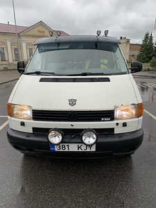 Transporter. 2,5 TDI. 1997a (5 foto / 15)