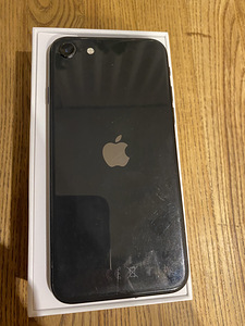 iPhone SE 2020. Black. 128GB. (4 foto / 7)