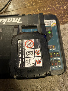 2 Makita akut (10 foto / 10)