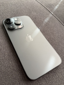 iPhone 14 Pro 128 GB (2 foto / 4)
