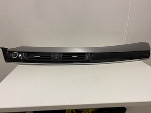 BMW F15 armatuuri osa (1 foto / 4)