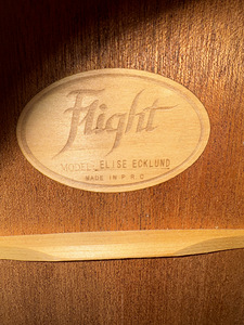 Ukulele - Flight (4 foto / 4)