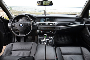 BMW f10 520d (1 foto / 15)