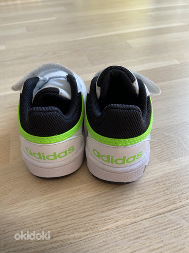 Новые кроссовки adidas 24 s. (фото #2)