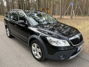 Skoda octavia scout 2.0 103kv (1 foto / 12)
