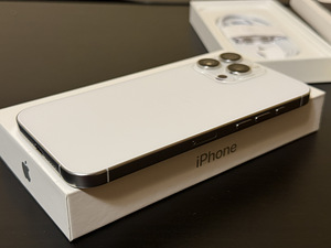 iPhone 16 Pro Max 256GB White Titanium (2 foto / 8)