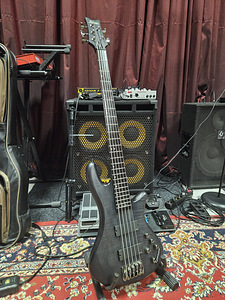Schecter Stiletto Studio-5 STBLS - бас-гитара (1 фото из 8)