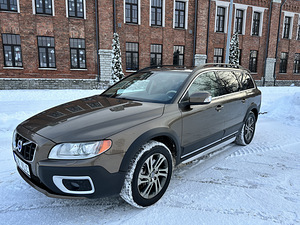 Volvo XC70 120kW 2012 (2 foto / 14)