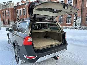 Volvo XC70 2.0 120kW 2012 (5 foto / 15)