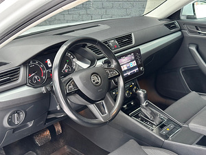 Skoda Superb Ambition Plus 1.5 TSI 110kW (8 foto / 15)