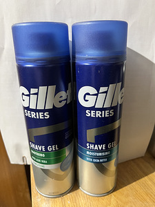 Gillette SHAVE GEL MOISTURISING (1 foto / 1)