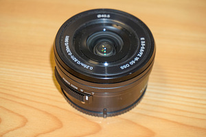Sony 16-50mm F/3.5-F/5.6 (2 foto / 3)