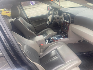 Jeep grand cherokee 3.0 160kw dizel (6 foto / 8)
