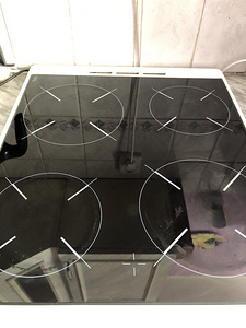 Indesit keraamiline pliit (3 foto / 4)