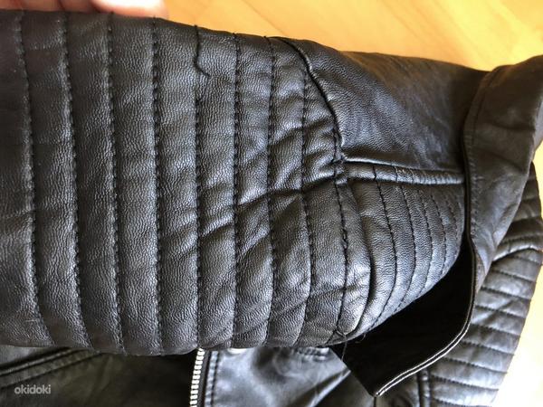 Черная куртка из искусственной кожи hM 158 (фото #3)