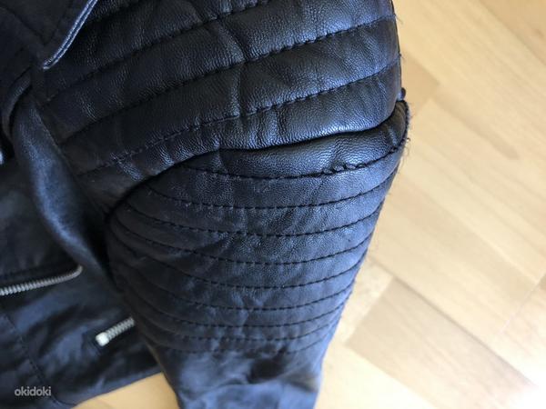 Черная куртка из искусственной кожи hM 158 (фото #4)