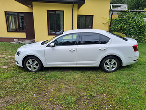 Skoda Octavia CNG (2 foto / 10)