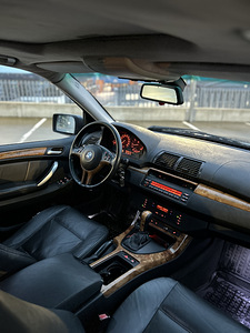 BMW X5 (4 фото из 7)