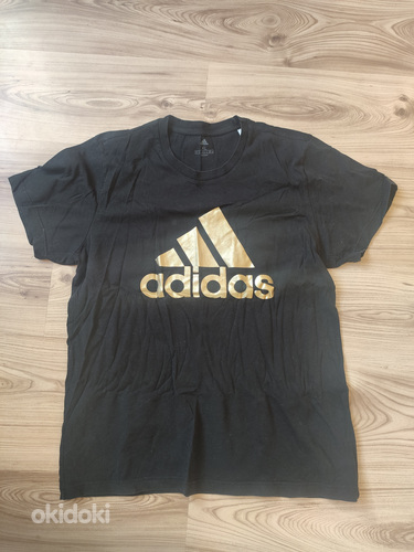 Adidase särk kuldse logoga (foto #1)