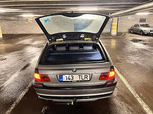 BMW 320D (1 фото из 8)