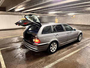 BMW 320D (5 фото из 8)