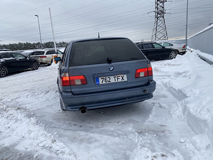 BMW 525i 141kw 2001a (11 foto / 13)