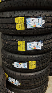 235/65/16C Roadmarch Snowrover 989 115-113R lamellrehvid (1 foto / 1)