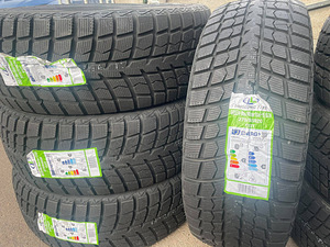 275/55/20 Linglong Max-WinterIce 113T lamellrehvid (1 foto / 1)