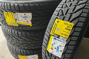 235/65/17 Kormoran Snow SUV By Michelin lamellrehvid (1 foto / 1)