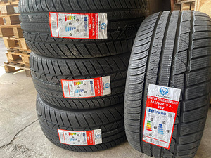 245/40/19 Leao Winter Defender UHP 98V lamellrehvid (1 foto / 1)