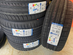 215/45/R17 XL Triangle Sportex TH201 suverehvid (1 foto / 1)
