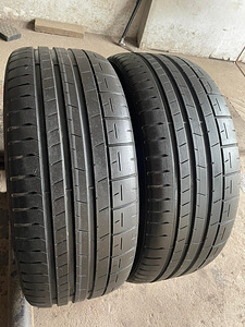 245/40/R19 Pirelli P-Zero suverehvid ~6mm (1 foto / 1)
