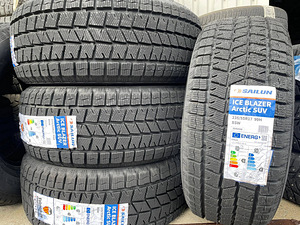 235/55/R17 Sailun Iceblazer Arctic SUV 99H (Северный) (1 фото из 1)