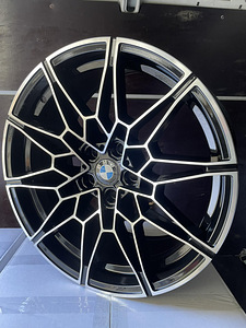 19 дюймов BMW replica диски 8 ET25 + 9 ET38 5x112 66.6mm (1 фото из 1)