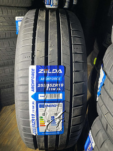 255/55ZR19	ZELDA	ARCHFORCE	111WXL (1 foto / 1)