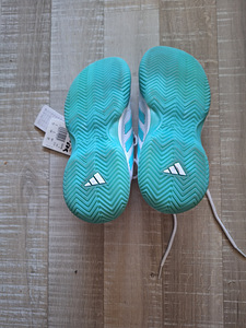 Naiste Adidas spordi ja vabaaja jalats (3 foto / 4)