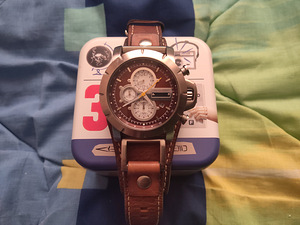 Часы fossil (1 фото из 1)