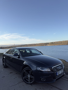 AUDI A4 B8 2008a. 3.0d QUATTRO (1 foto / 10)