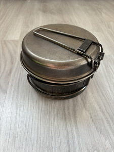 Titaanist matkapott 400-500 ml, kaanega praepann