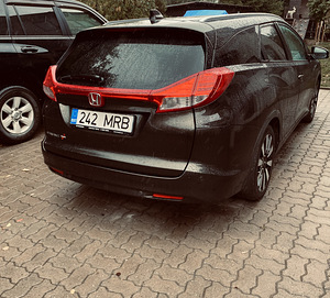 Honda Civic tourier,2016 (3 foto / 7)